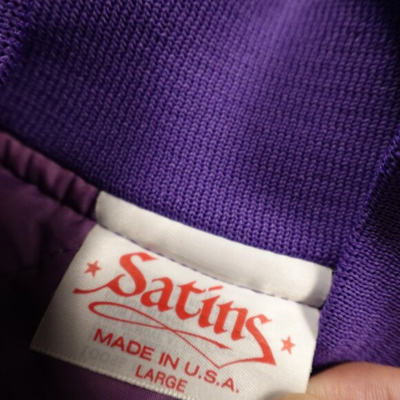 Vintage Satin Bomber Jacket Harrah’s Marina Hotel Casino Large Purple 80s Style - Picture 4 of 12